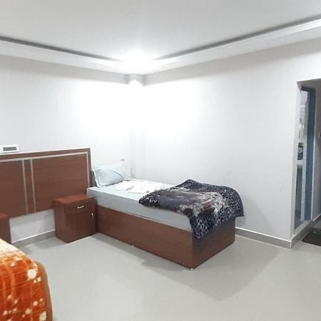 Hilsan Residency And Hotel Bomdila Exterior foto
