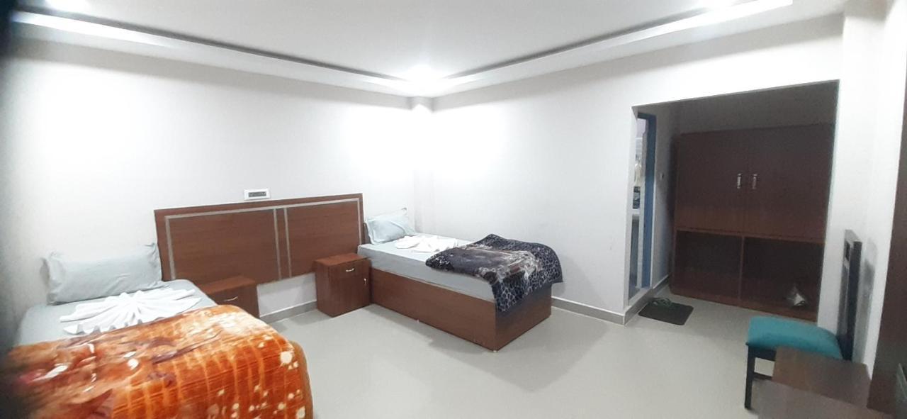 Hilsan Residency And Hotel Bomdila Exterior foto